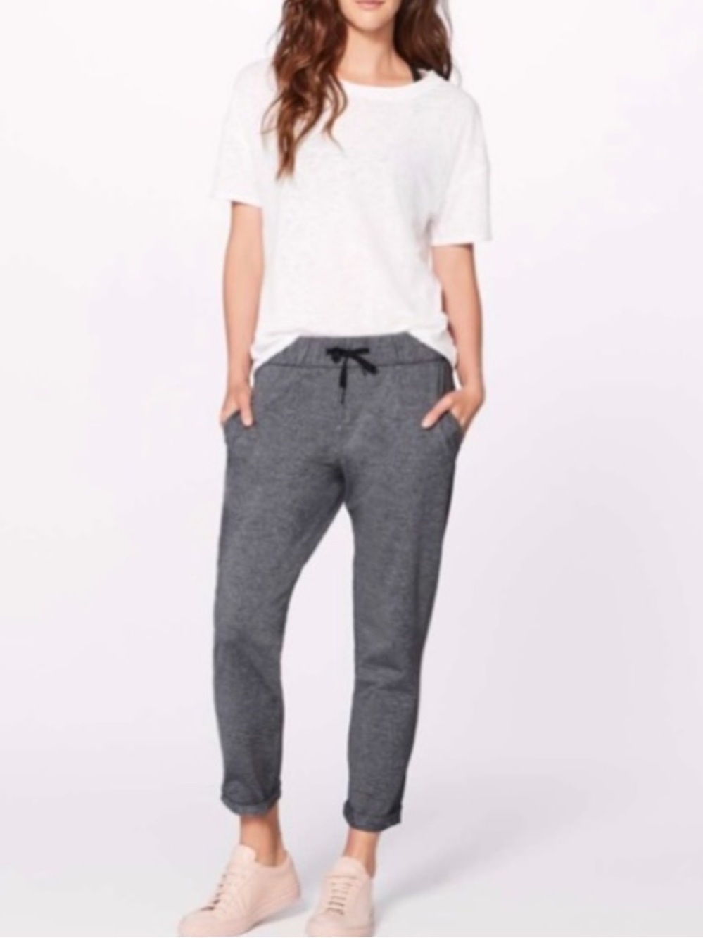 Lululemon Women’s On The Fly Pant in Heathered Black Gray Sweatpant Size 4